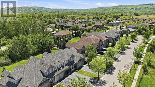 18 Thomas Drive, Collingwood, ON 