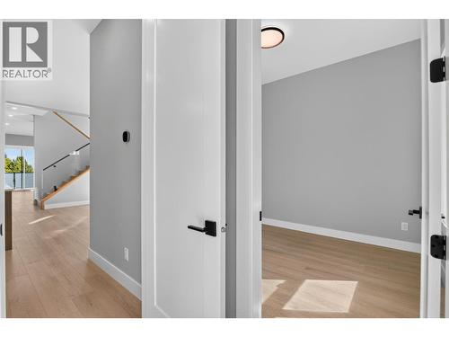 757 Barnaby Road Unit# 3, Kelowna, BC 