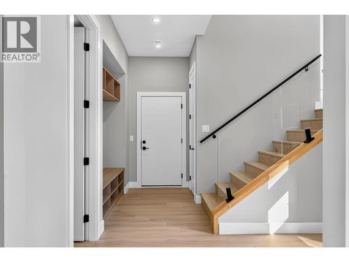 757 Barnaby Road Unit# 3, Kelowna, BC 