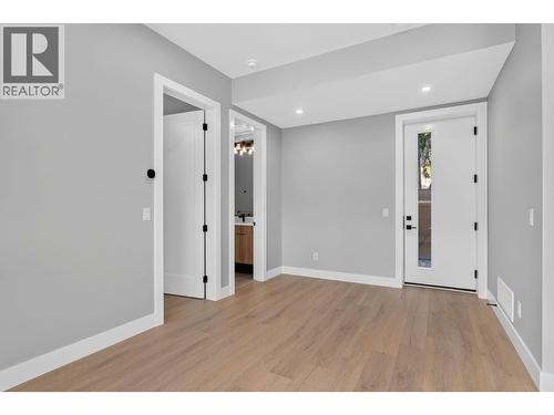 757 Barnaby Road Unit# 3, Kelowna, BC 