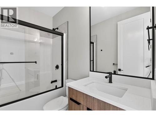 757 Barnaby Road Unit# 3, Kelowna, BC 