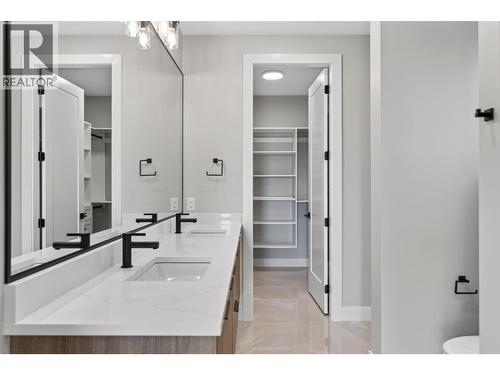 757 Barnaby Road Unit# 3, Kelowna, BC 