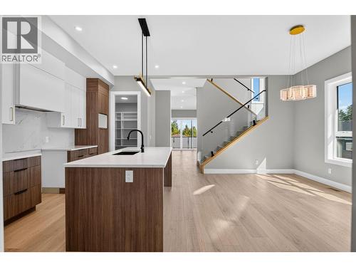 757 Barnaby Road Unit# 3, Kelowna, BC 