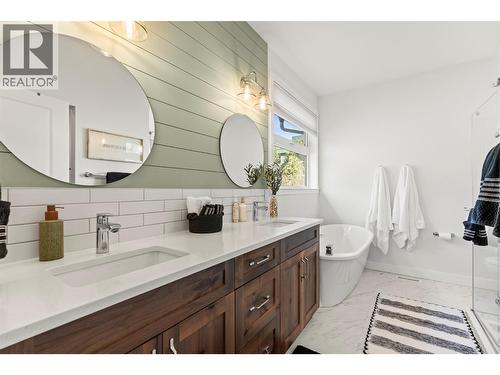 3200 20 Street Ne, Salmon Arm, BC 