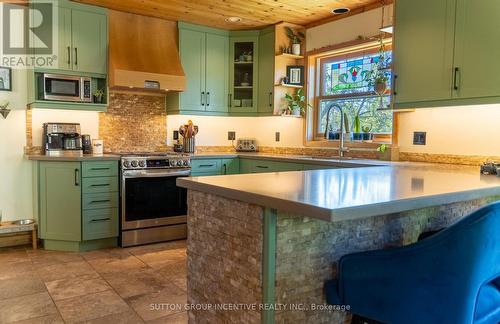 17 Bridle Path, Oro-Medonte, ON 