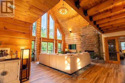 17 Bridle Path, Oro-Medonte, ON 