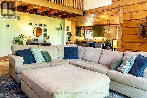 17 Bridle Path, Oro-Medonte, ON 