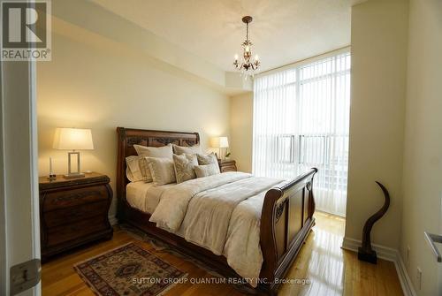 2705 - 1 Elm Drive W, Mississauga, ON 
