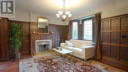 MAIN - 2 LARKIN AVENUE , Toronto, Ontario M6S 1L8 2