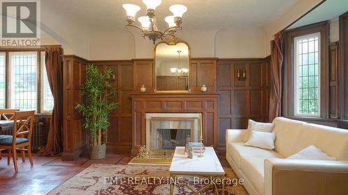 MAIN - 2 LARKIN AVENUE , Toronto, Ontario M6S 1L8 3