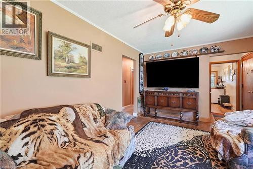 21 Oakwood Avenue, Kitchener, ON 