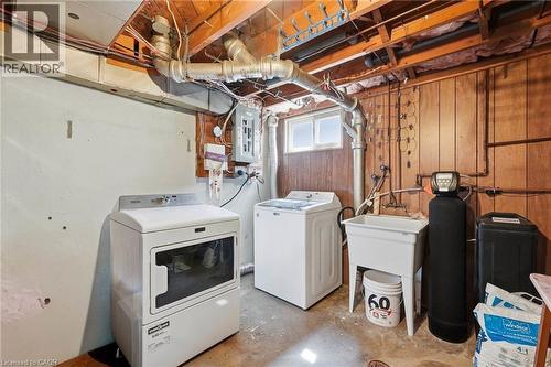 21 Oakwood Avenue, Kitchener, ON 