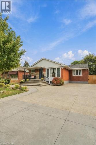 215 West 33Rd Street, Hamilton, ON 