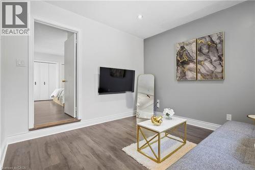 215 West 33Rd Street, Hamilton, ON 