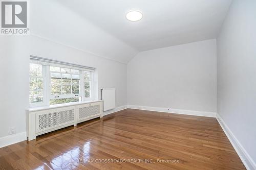 19 Strathgowan Crescent, Toronto, ON 