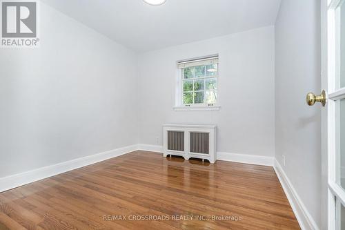 19 Strathgowan Crescent, Toronto, ON 