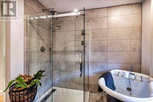 1085 Willowdale Avenue, Oshawa (Donevan), ON 