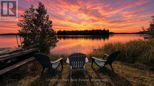 2442 520 Highway, Burk'S Falls, ON 