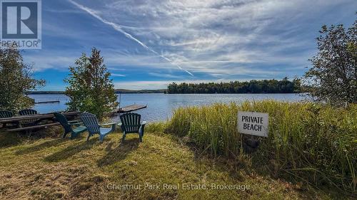 2442 520 Highway, Burk'S Falls, ON 