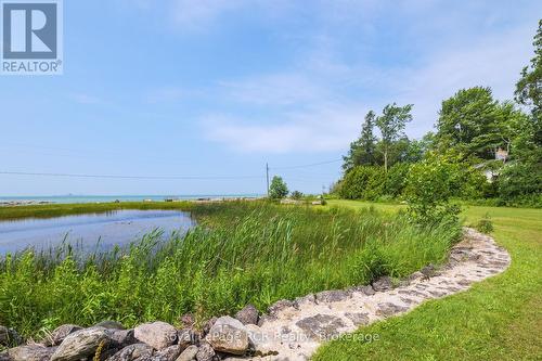 16 Youngs Drive, South Bruce Peninsula, ON 