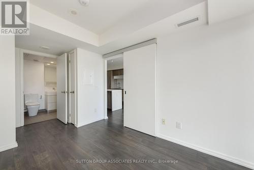 832 - 8 Hillsdale Avenue, Toronto, ON 