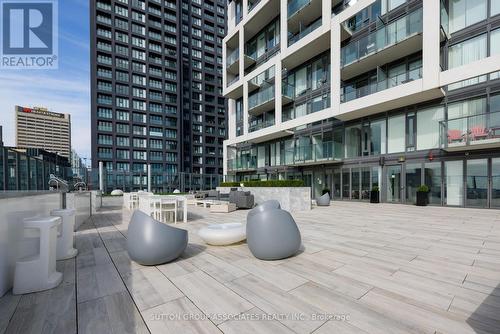 832 - 8 Hillsdale Avenue, Toronto, ON 