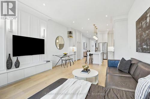 38A Maple Avenue N, Mississauga, ON 