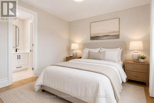 38A Maple Avenue N, Mississauga, ON 