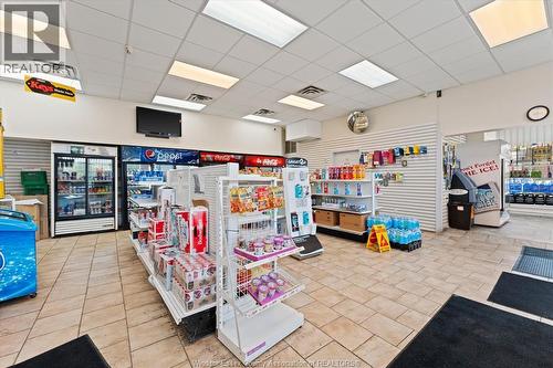 3511 Wyandotte, Windsor, ON 