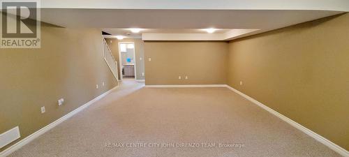 11 - 1 Vineden Drive, Central Elgin (Lynhurst), ON 