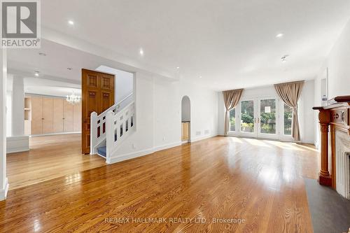 Livingroom with abundant natural light - 40 Donino Avenue, Toronto, ON 