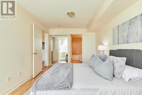 210 - 1700 Eglinton Avenue E, Toronto, ON 