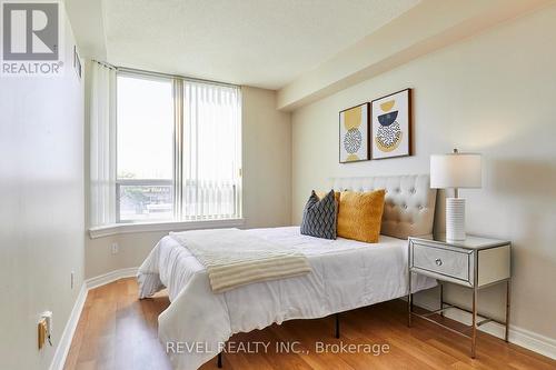 210 - 1700 Eglinton Avenue E, Toronto, ON 