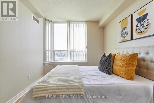 210 - 1700 Eglinton Avenue E, Toronto, ON 