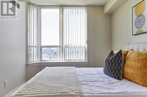 210 - 1700 Eglinton Avenue E, Toronto, ON 