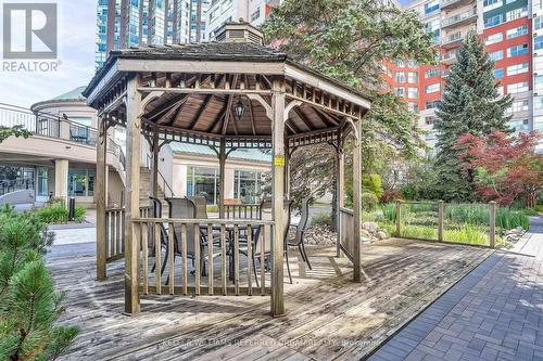 524 - 18 Concorde Place, Toronto, ON 