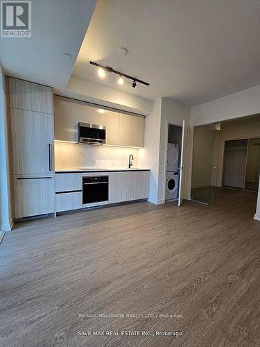 404 - 425 FRONT STREET E , Toronto, Ontario M5A 0X2 5