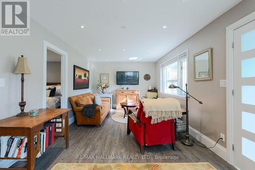 Living Room - 110 Lakeside Avenue, Toronto, ON 