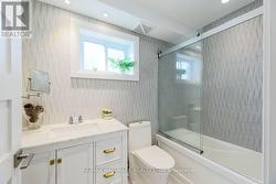 Main Floor 4pc Washroom - 