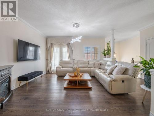 119 Blackthorn Drive, Vaughan, ON 