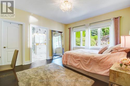 24 Wendat Trail E, Springwater, ON 