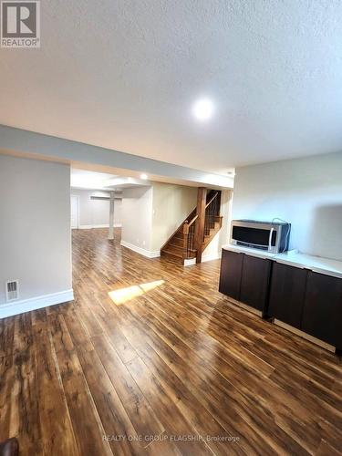 24 Wendat Trail E, Springwater, ON 