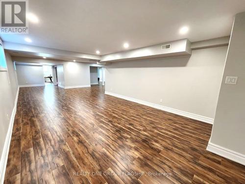 24 Wendat Trail E, Springwater, ON 