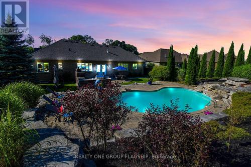 24 Wendat Trail E, Springwater, ON 
