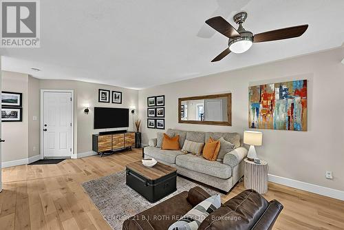 36 Aikens Crescent, Barrie, ON 