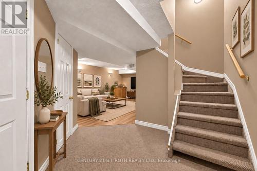 36 Aikens Crescent, Barrie, ON 