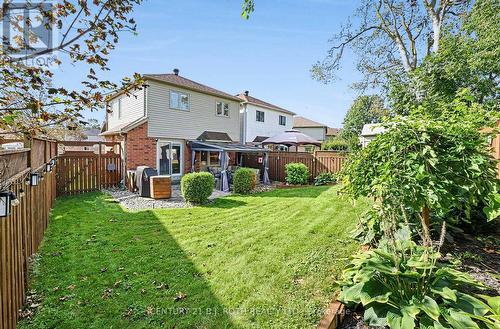 36 Aikens Crescent, Barrie, ON 