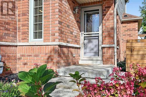 36 Aikens Crescent, Barrie, ON 