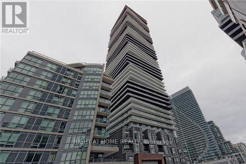 609 - 56 ANNIE CRAIG DRIVE , Toronto, Ontario M8V 0C8 2