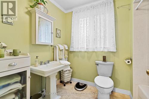 Main floor 4pc bath - 97 Glenridge Avenue, St. Catharines (Old Glenridge), ON 
